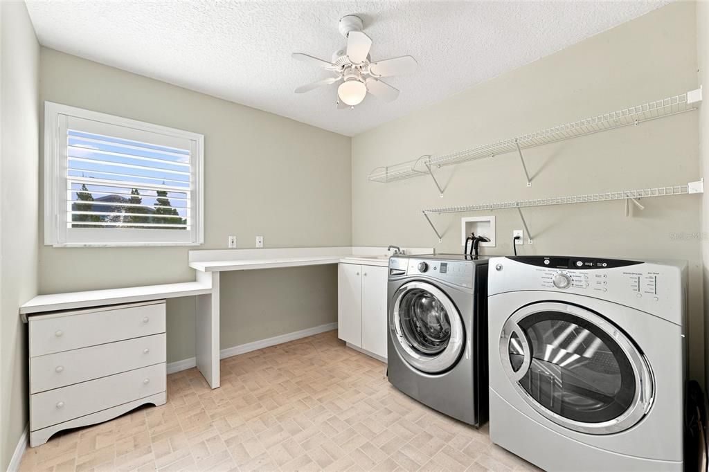 For Sale: $1,499,000 (2 beds, 2 baths, 1892 Square Feet)