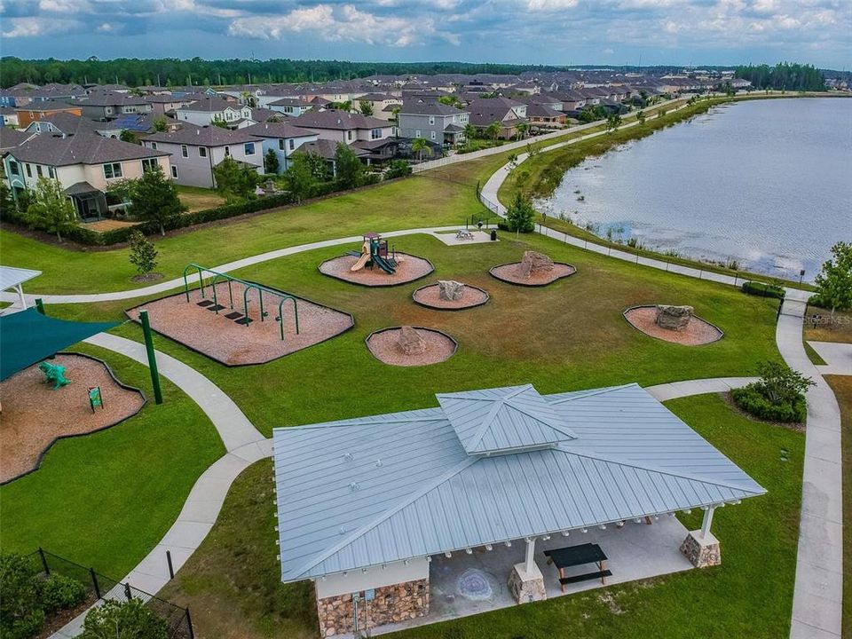 For Sale: $399,900 (4 beds, 3 baths, 2098 Square Feet)