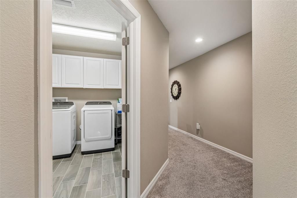 For Sale: $399,900 (4 beds, 3 baths, 2098 Square Feet)