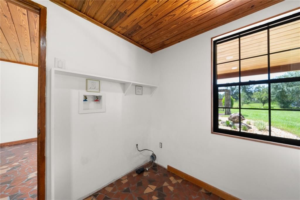 For Sale: $995,000 (4 beds, 3 baths, 2868 Square Feet)
