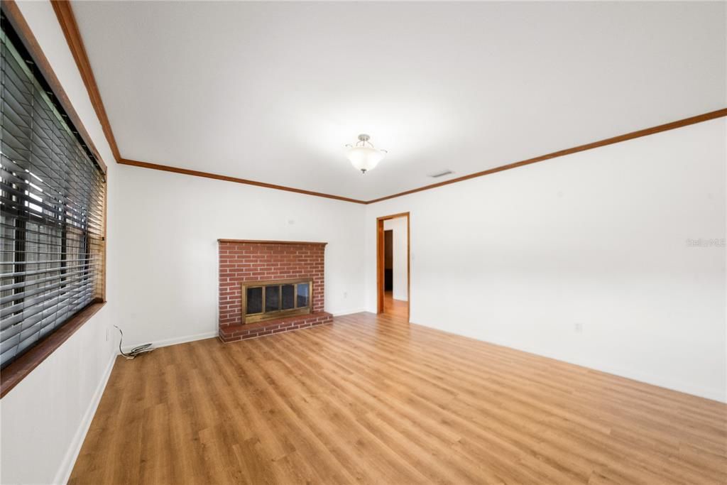 For Sale: $995,000 (4 beds, 3 baths, 2868 Square Feet)