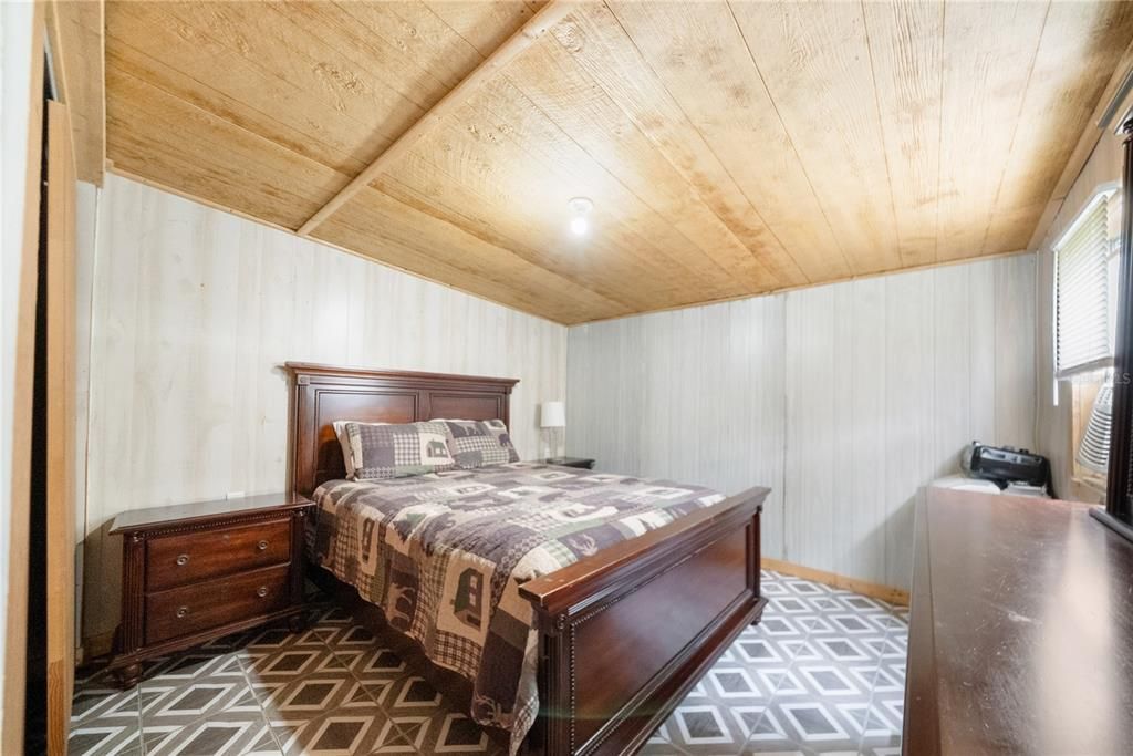 For Sale: $995,000 (4 beds, 3 baths, 2868 Square Feet)