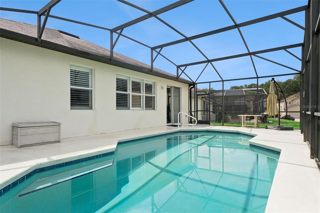 En Venta: $349,999 (4 camas, 3 baños, 1910 Pies cuadrados)