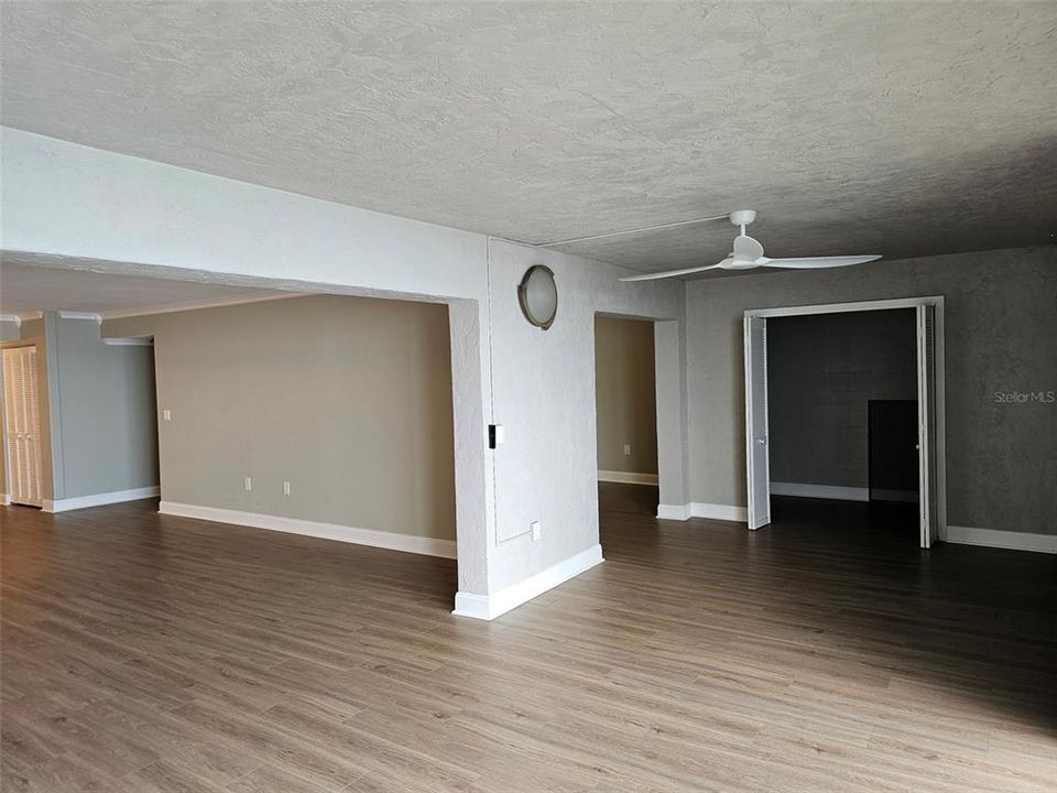 For Rent: $2,800 (2 beds, 2 baths, 1364 Square Feet)