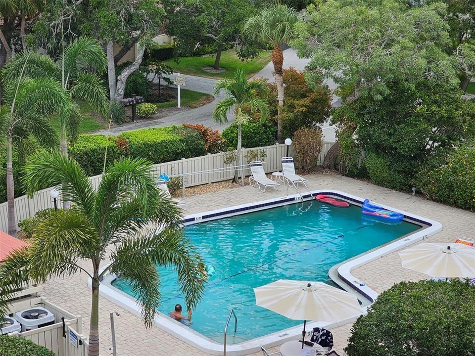For Rent: $2,800 (2 beds, 2 baths, 1364 Square Feet)
