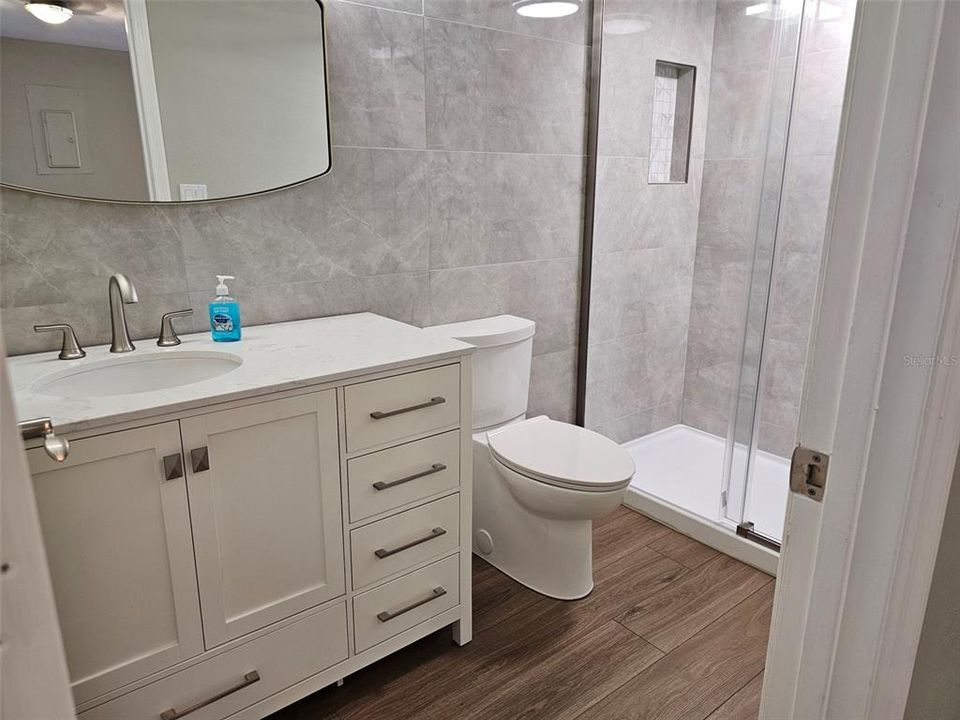 For Rent: $2,800 (2 beds, 2 baths, 1364 Square Feet)