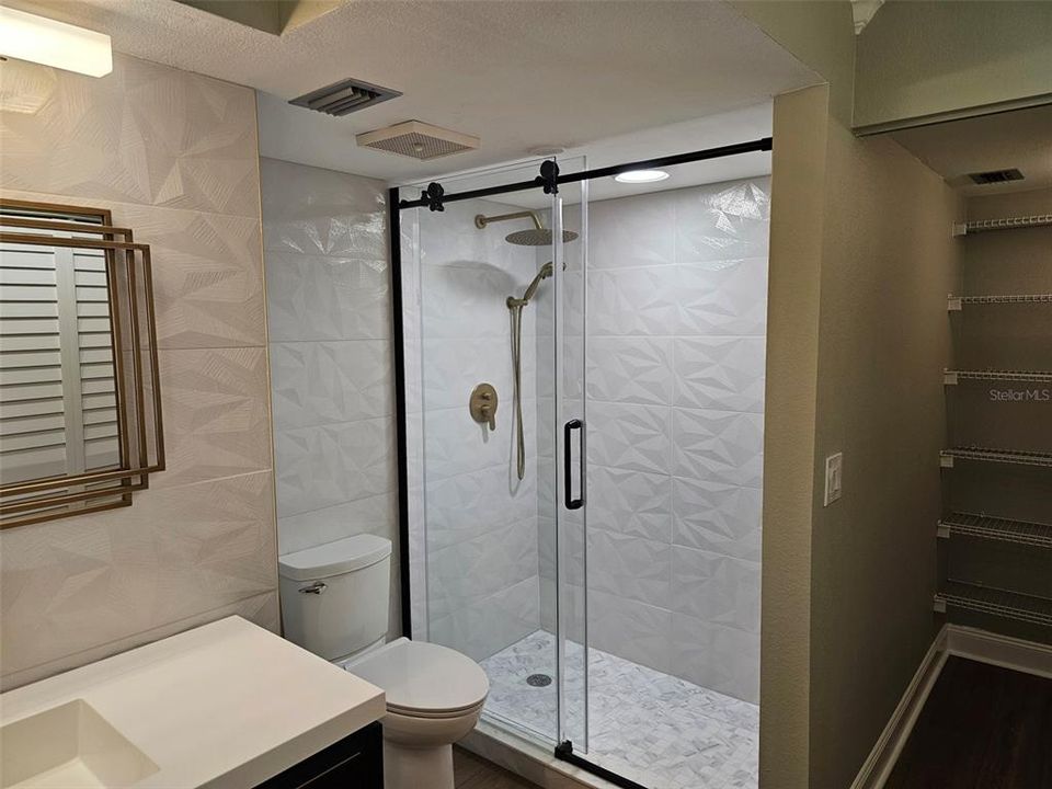 For Rent: $2,800 (2 beds, 2 baths, 1364 Square Feet)