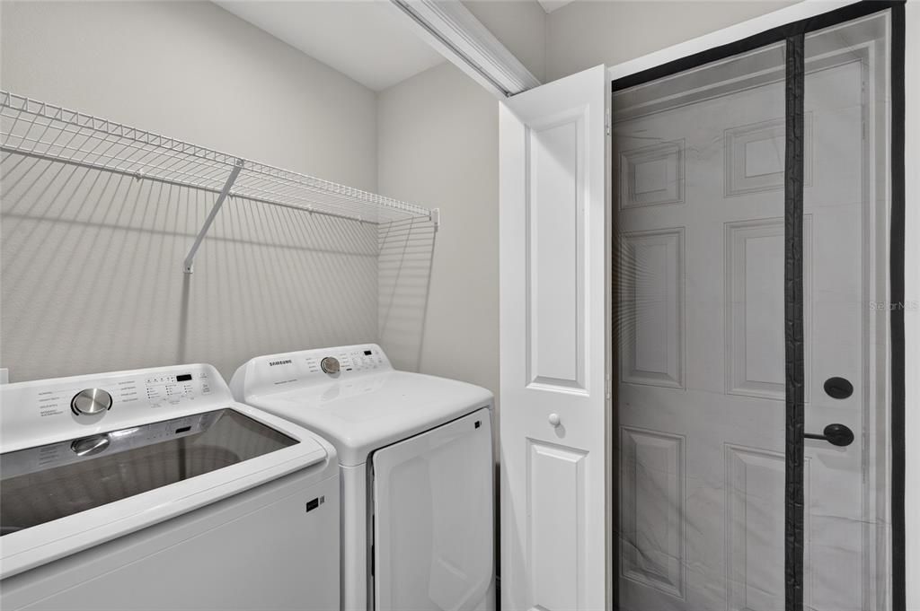 En Venta: $320,000 (3 camas, 2 baños, 1221 Pies cuadrados)