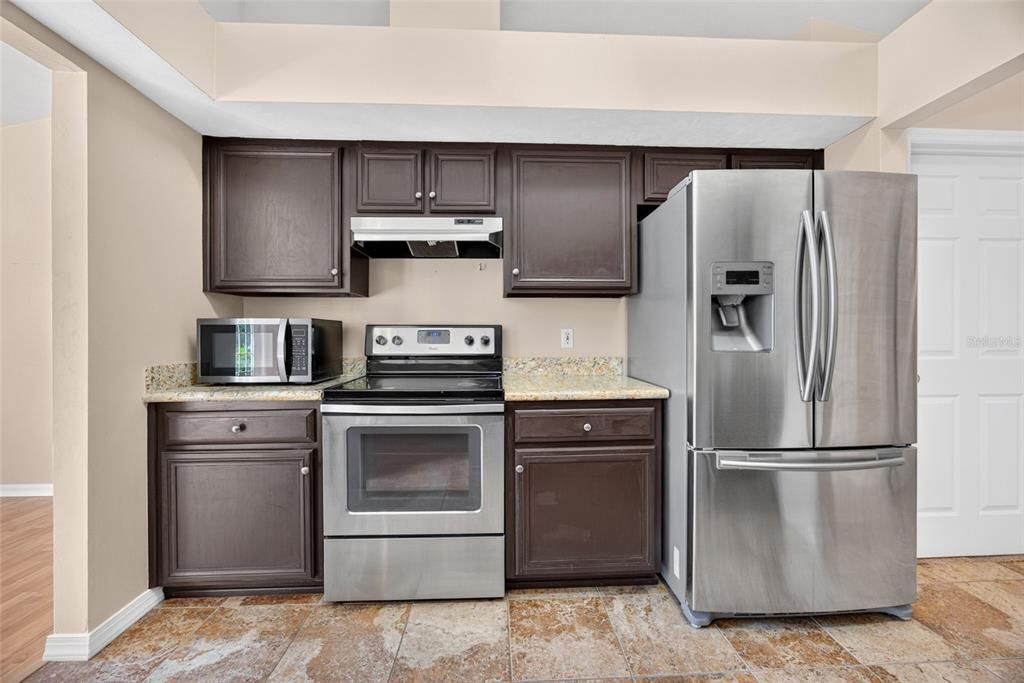 For Sale: $340,000 (3 beds, 2 baths, 1288 Square Feet)