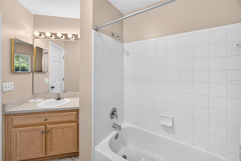 For Sale: $340,000 (3 beds, 2 baths, 1288 Square Feet)