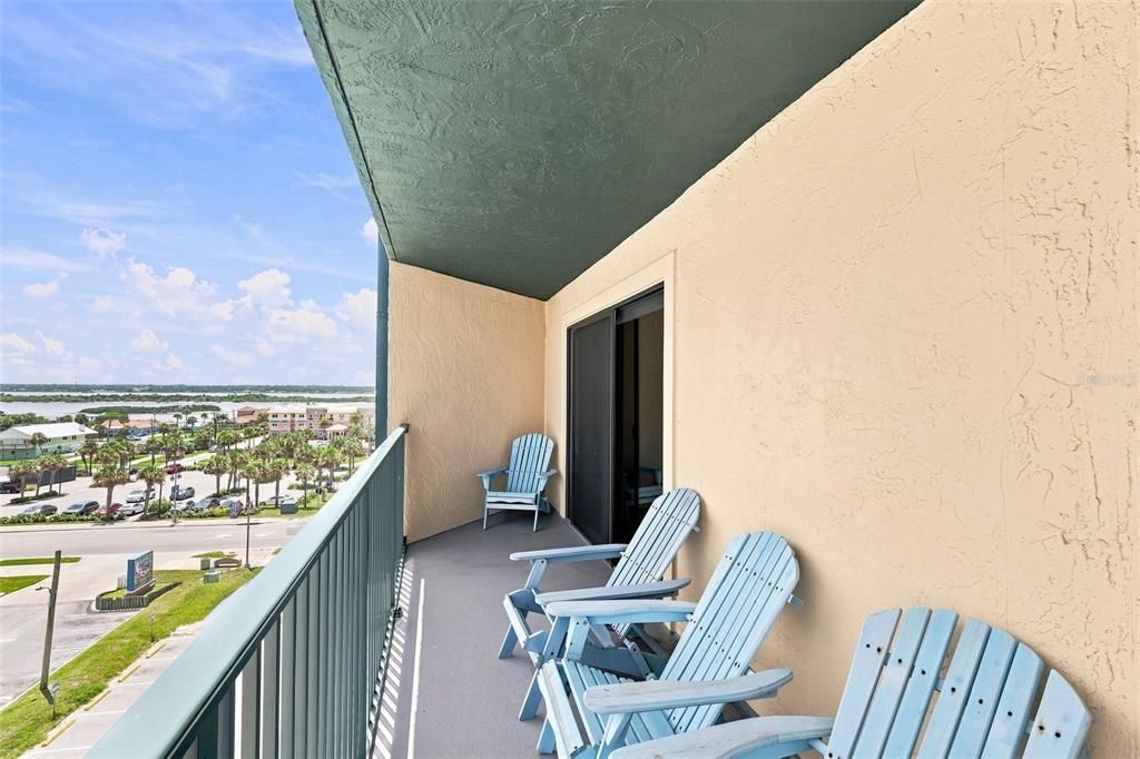 For Sale: $270,000 (1 beds, 1 baths, 600 Square Feet)