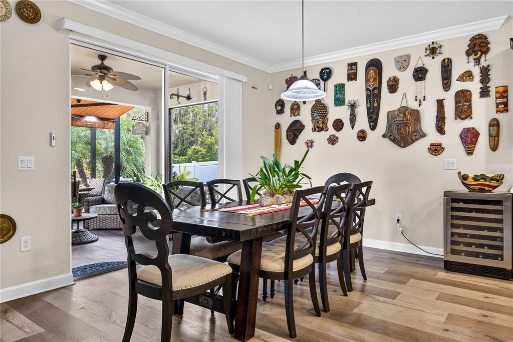 En Venta: $600,000 (4 camas, 2 baños, 2951 Pies cuadrados)