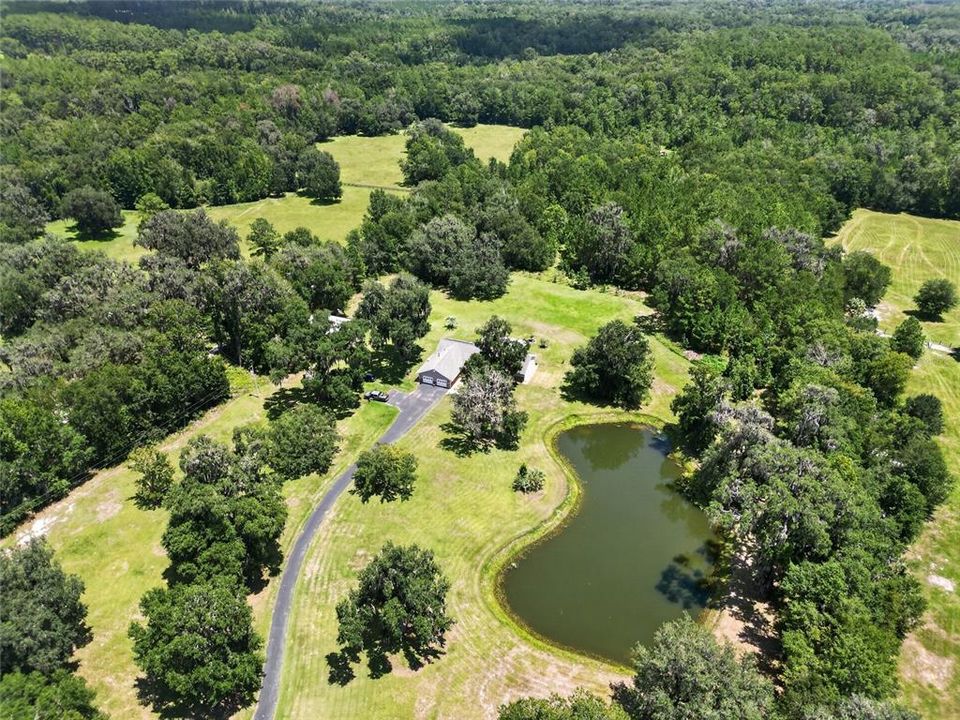 For Sale: $879,900 (3 beds, 3 baths, 2452 Square Feet)