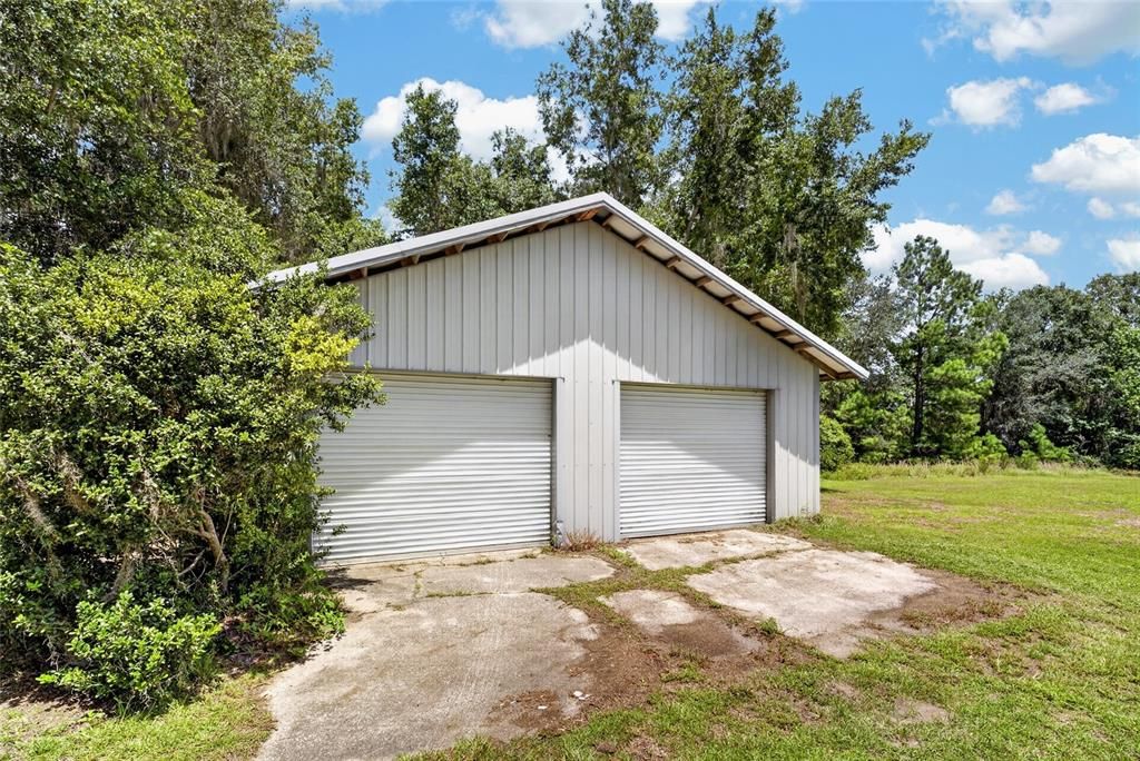 For Sale: $879,900 (3 beds, 3 baths, 2452 Square Feet)