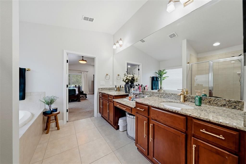 For Sale: $670,000 (4 beds, 3 baths, 2753 Square Feet)
