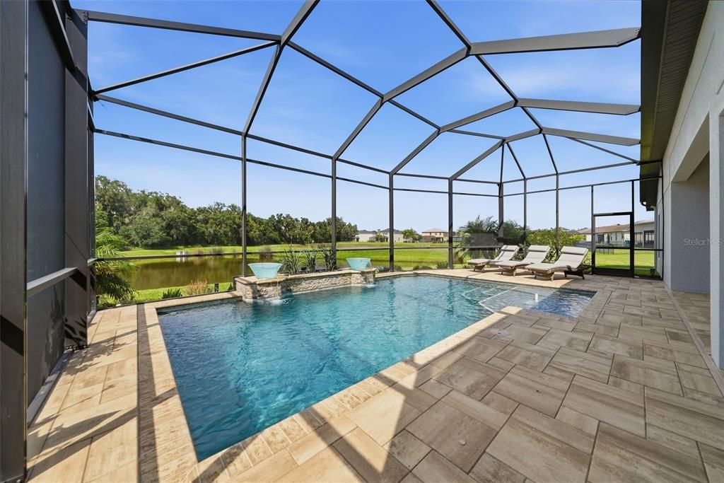 For Sale: $670,000 (4 beds, 3 baths, 2753 Square Feet)
