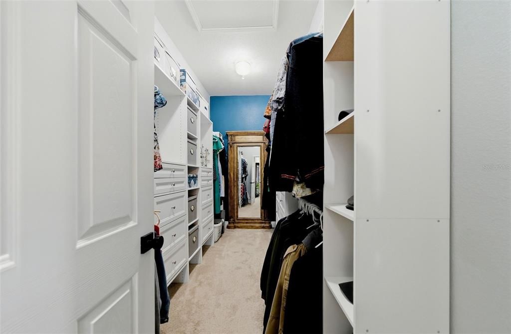 For Sale: $670,000 (4 beds, 3 baths, 2753 Square Feet)