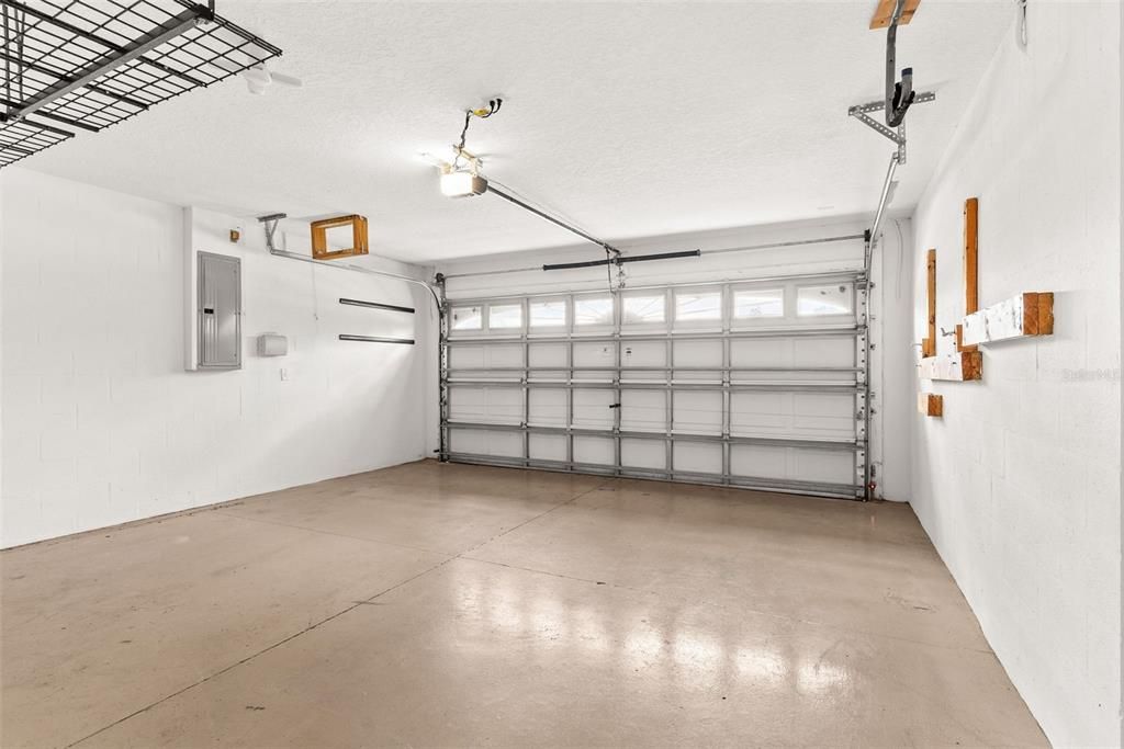 Active With Contract: $510,000 (5 beds, 3 baths, 3400 Square Feet)