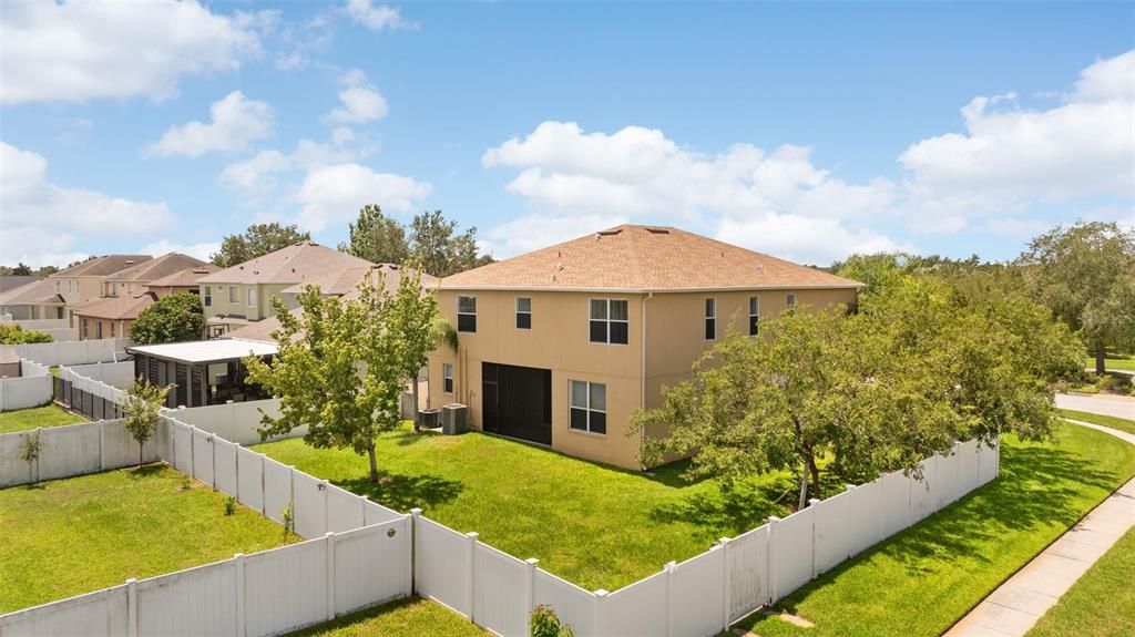 Active With Contract: $510,000 (5 beds, 3 baths, 3400 Square Feet)