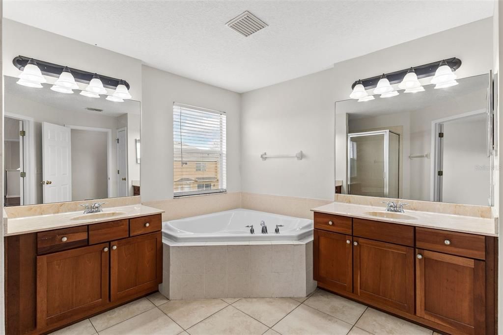 Active With Contract: $510,000 (5 beds, 3 baths, 3400 Square Feet)