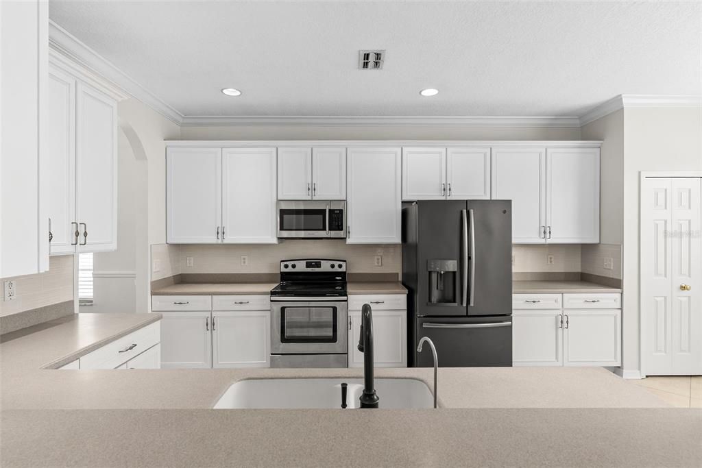 Active With Contract: $510,000 (5 beds, 3 baths, 3400 Square Feet)