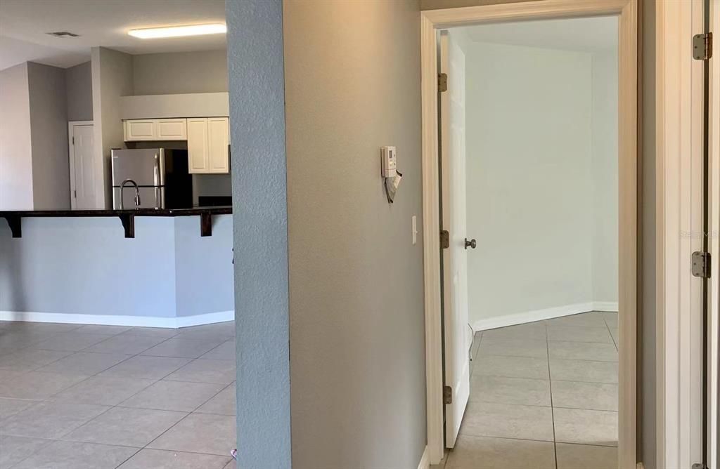 For Rent: $1,995 (3 beds, 2 baths, 1677 Square Feet)