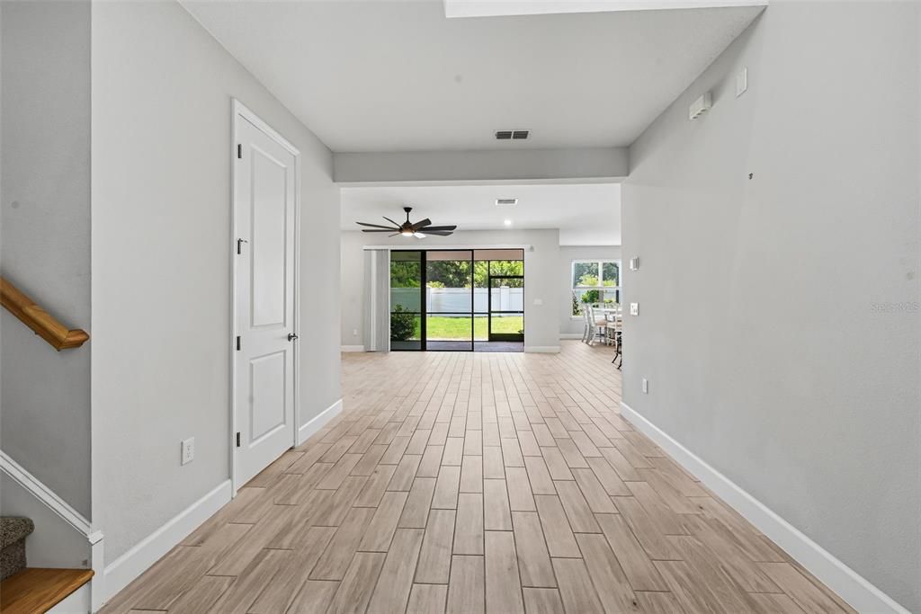 For Sale: $564,900 (4 beds, 3 baths, 2925 Square Feet)