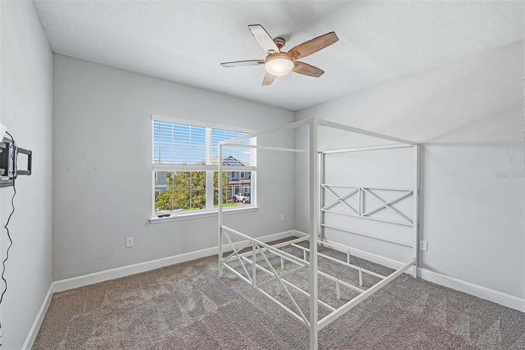 For Sale: $564,900 (4 beds, 3 baths, 2925 Square Feet)