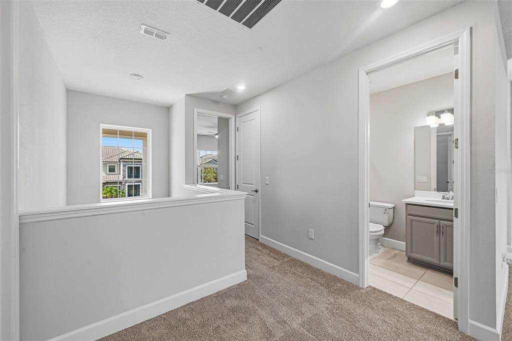 For Sale: $564,900 (4 beds, 3 baths, 2925 Square Feet)