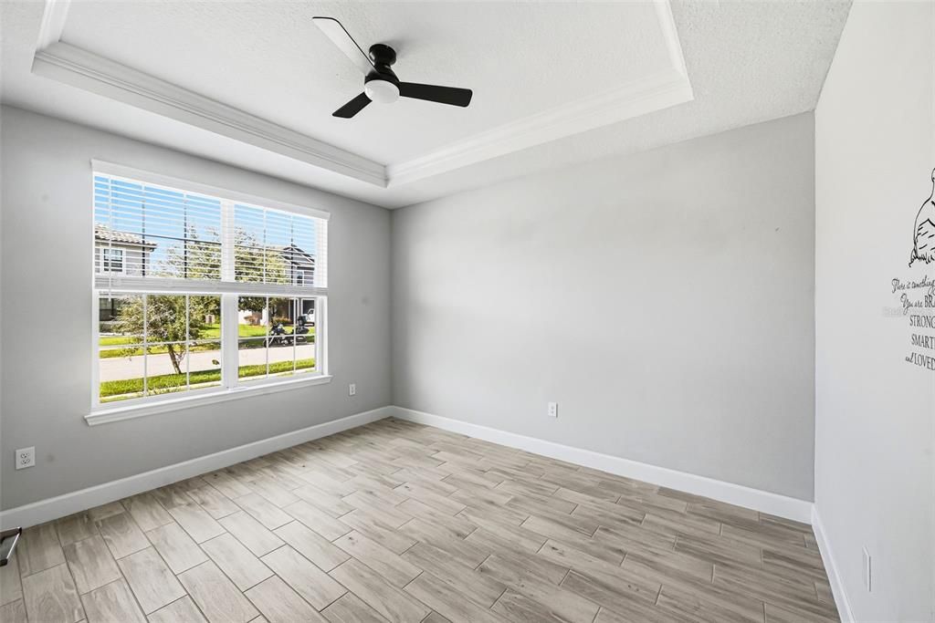 For Sale: $564,900 (4 beds, 3 baths, 2925 Square Feet)