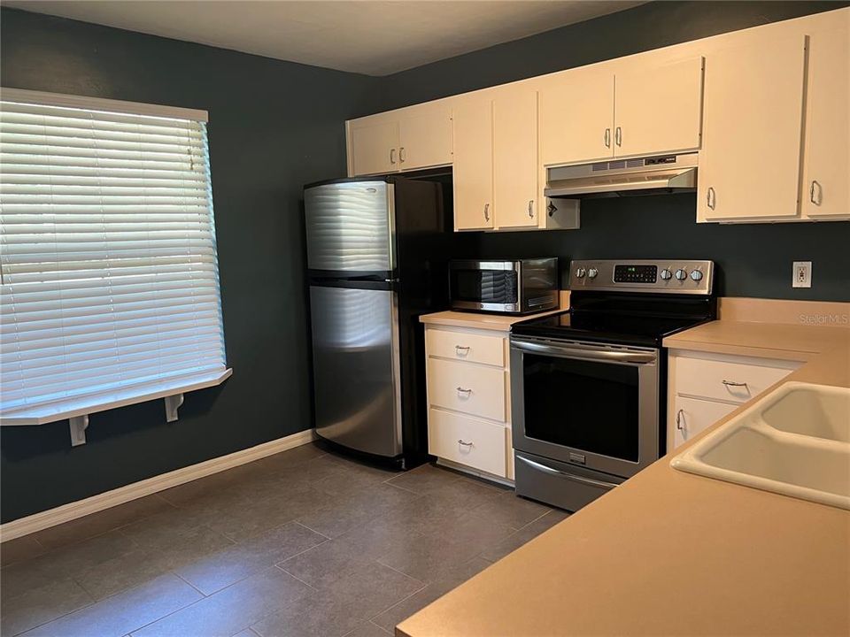 Activo con contrato: $244,900 (3 camas, 2 baños, 1147 Pies cuadrados)