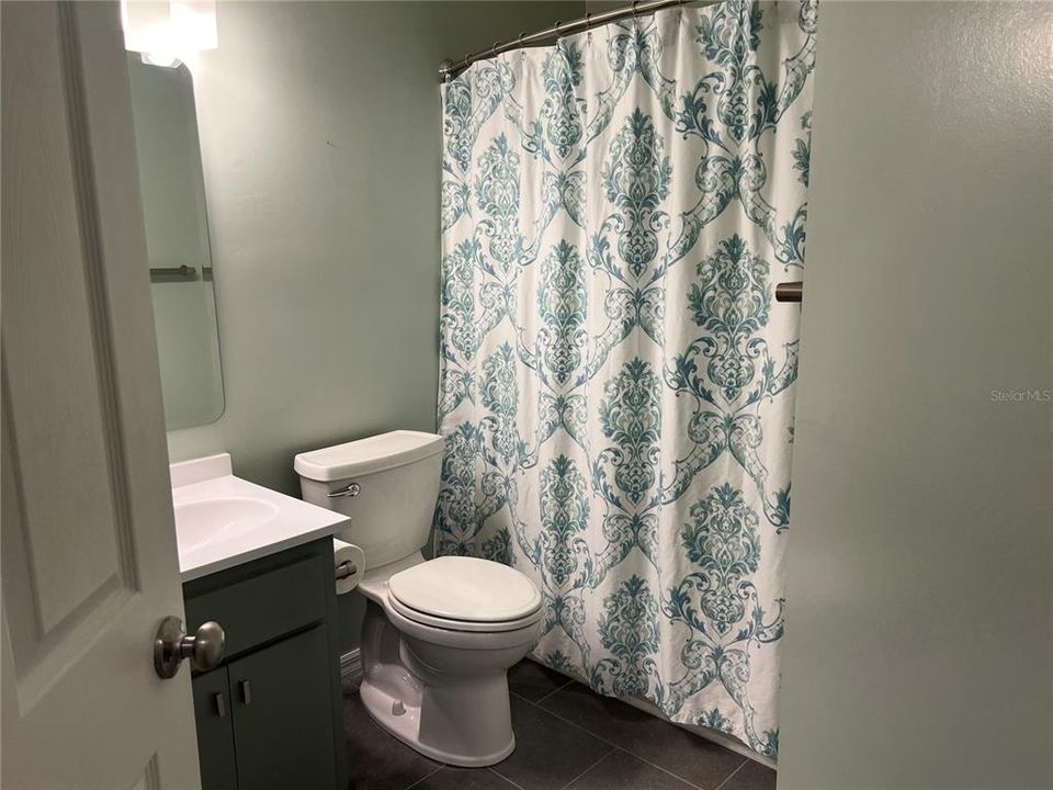 Activo con contrato: $244,900 (3 camas, 2 baños, 1147 Pies cuadrados)