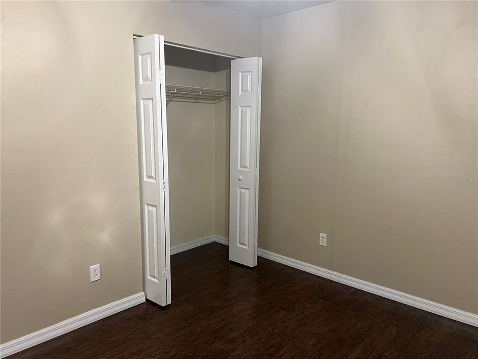 Activo con contrato: $244,900 (3 camas, 2 baños, 1147 Pies cuadrados)