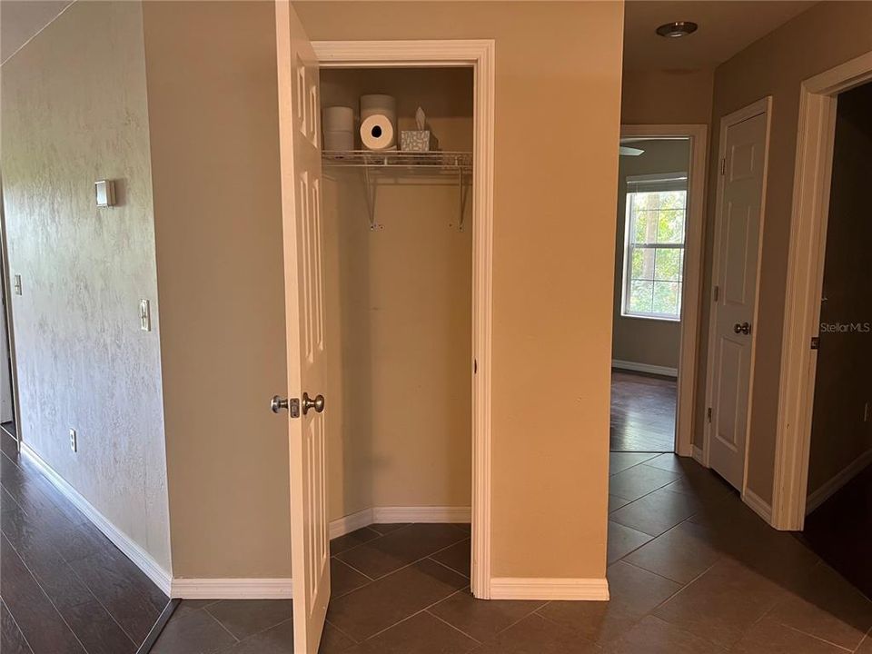 Activo con contrato: $244,900 (3 camas, 2 baños, 1147 Pies cuadrados)