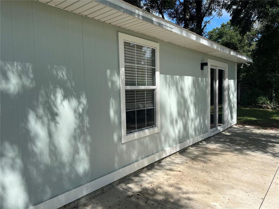 Activo con contrato: $244,900 (3 camas, 2 baños, 1147 Pies cuadrados)