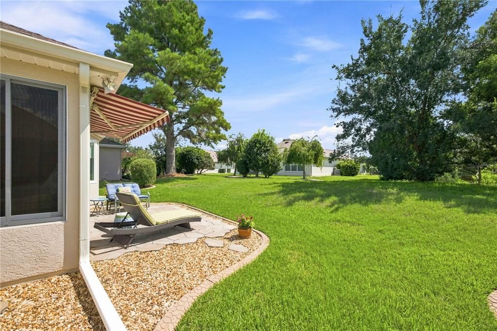 For Sale: $264,500 (2 beds, 2 baths, 1279 Square Feet)