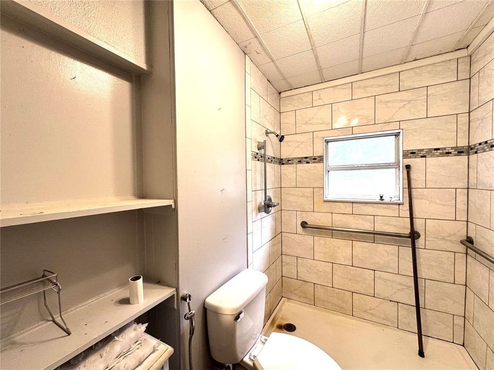 В аренду: $1,699 (2 спален, 1 ванн, 1122 Квадратных фут)