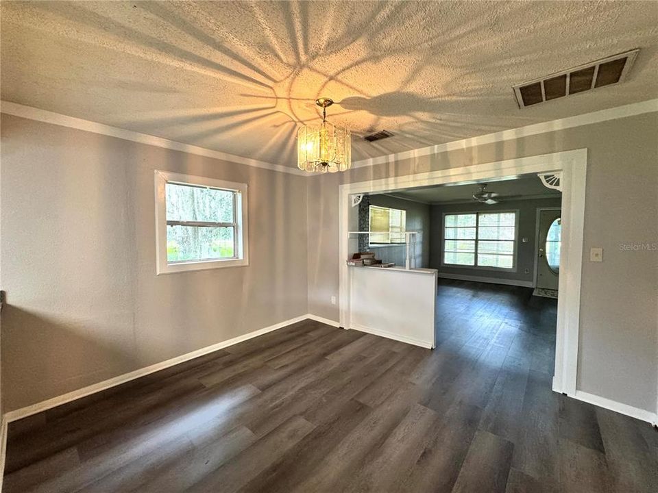 В аренду: $1,699 (2 спален, 1 ванн, 1122 Квадратных фут)