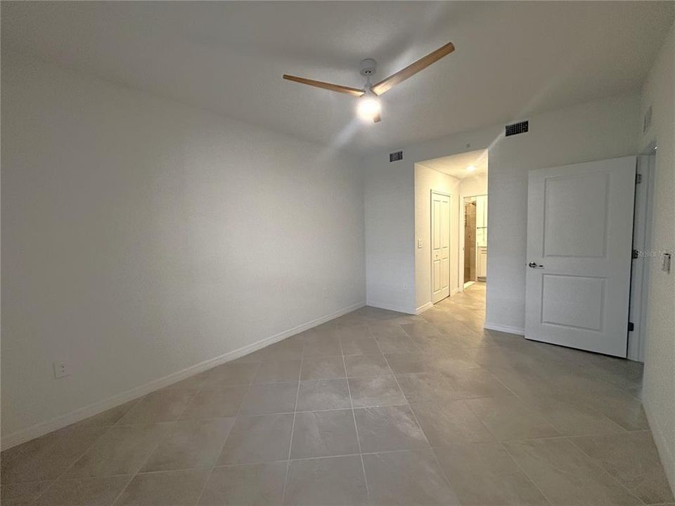 For Rent: $2,100 (2 beds, 2 baths, 1366 Square Feet)