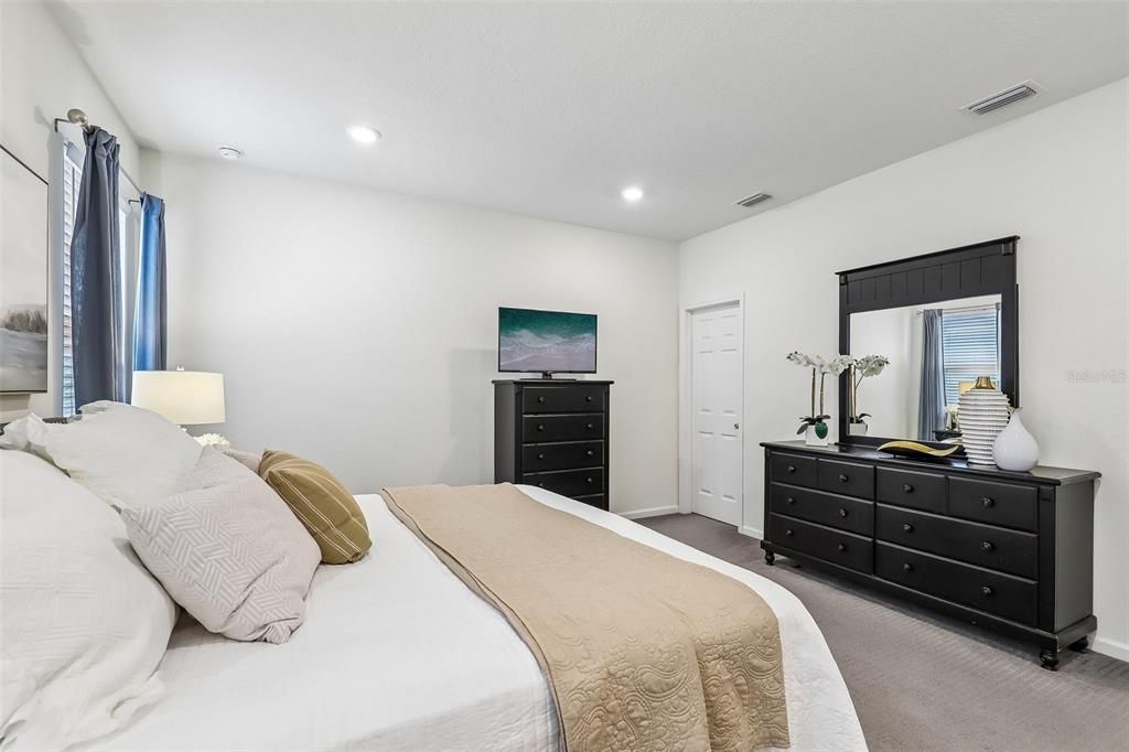 For Sale: $419,000 (3 beds, 2 baths, 1950 Square Feet)
