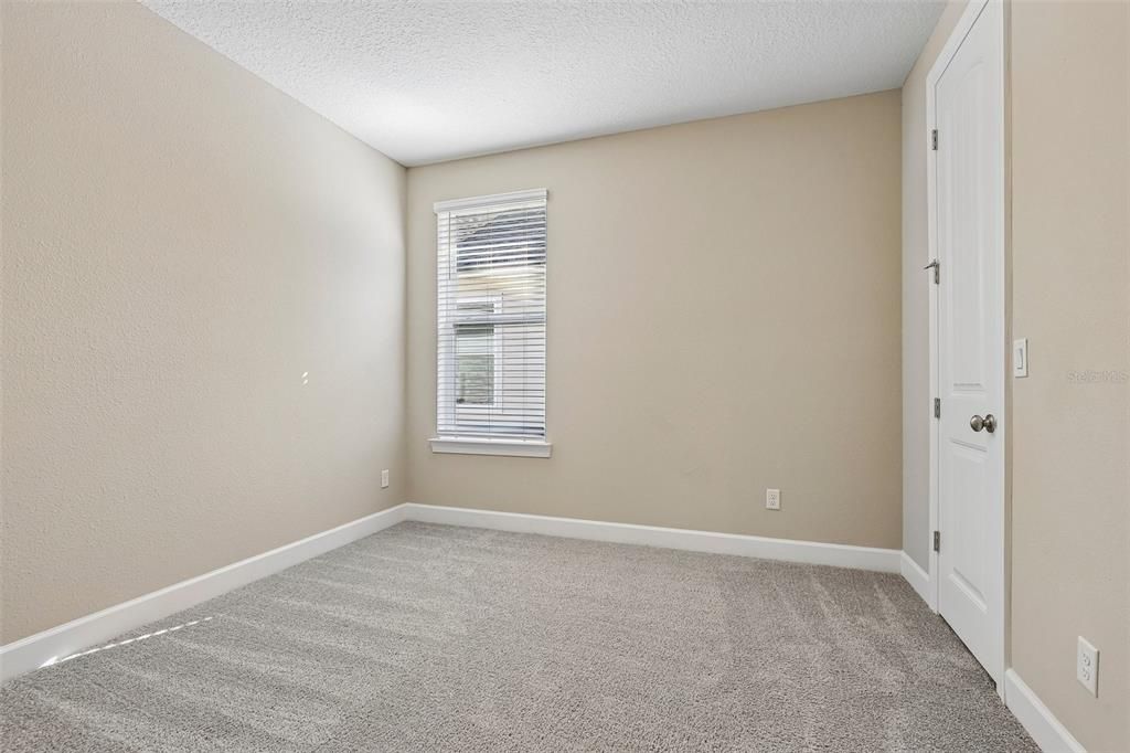 For Sale: $869,000 (5 beds, 3 baths, 2961 Square Feet)