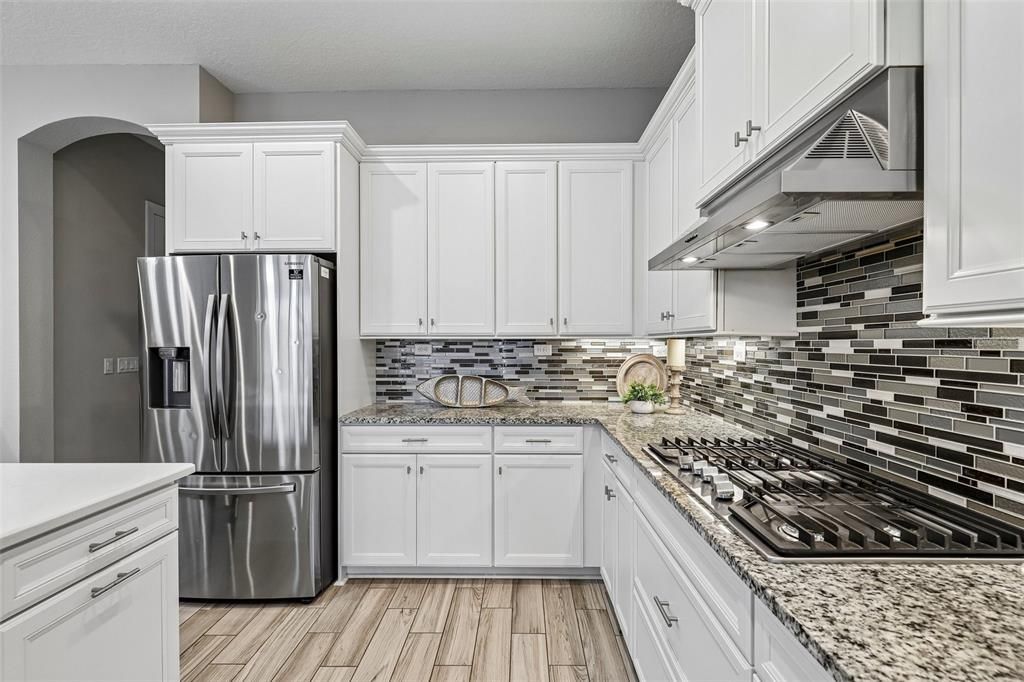 For Sale: $869,000 (5 beds, 3 baths, 2961 Square Feet)