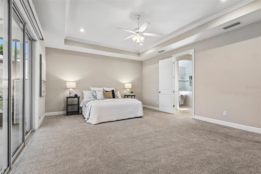 For Sale: $869,000 (5 beds, 3 baths, 2961 Square Feet)