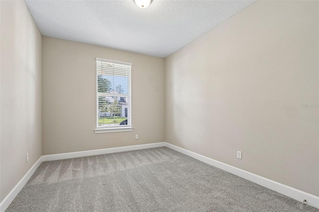 For Sale: $869,000 (5 beds, 3 baths, 2961 Square Feet)