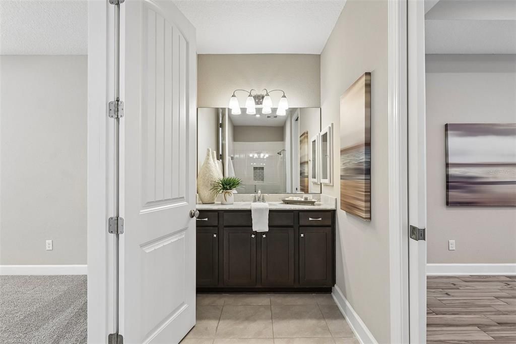 For Sale: $869,000 (5 beds, 3 baths, 2961 Square Feet)