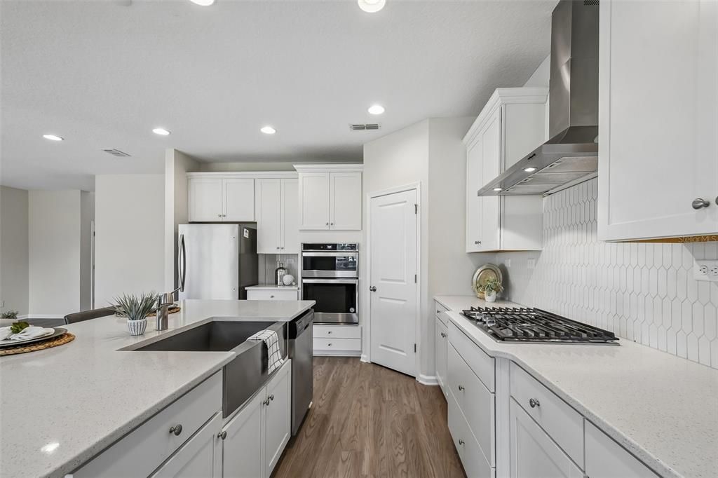 For Sale: $509,000 (4 beds, 3 baths, 2495 Square Feet)