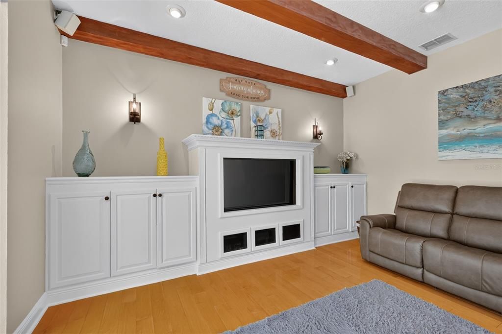 For Sale: $829,000 (5 beds, 3 baths, 3843 Square Feet)