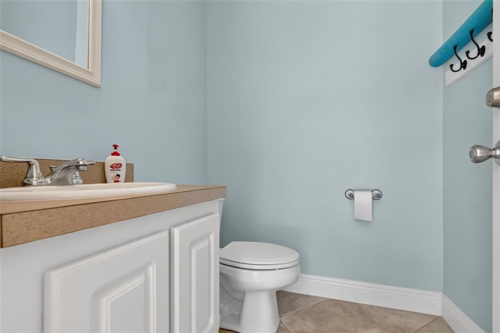 For Sale: $829,000 (5 beds, 3 baths, 3843 Square Feet)