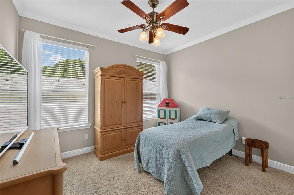 For Sale: $829,000 (5 beds, 3 baths, 3843 Square Feet)
