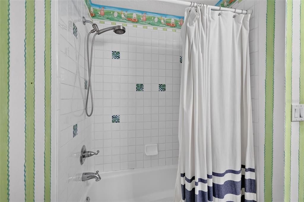 For Sale: $829,000 (5 beds, 3 baths, 3843 Square Feet)